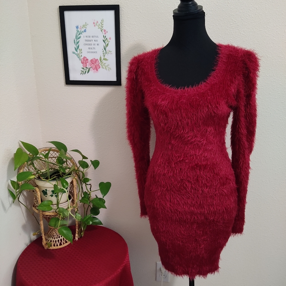 NWT 4SI3NNA Juniors Medium Red Fuzzy Sweater Dress Long Sleeve Cozy Knit